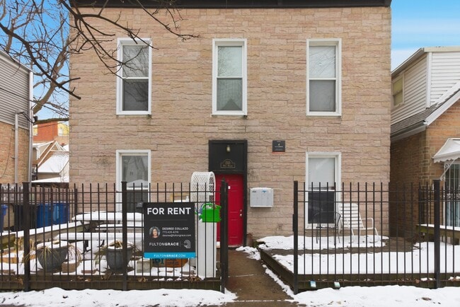 Building Photo - 2313 W McLean Ave