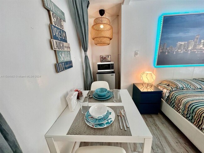 Foto del edificio - 1203 SW 128th Ave