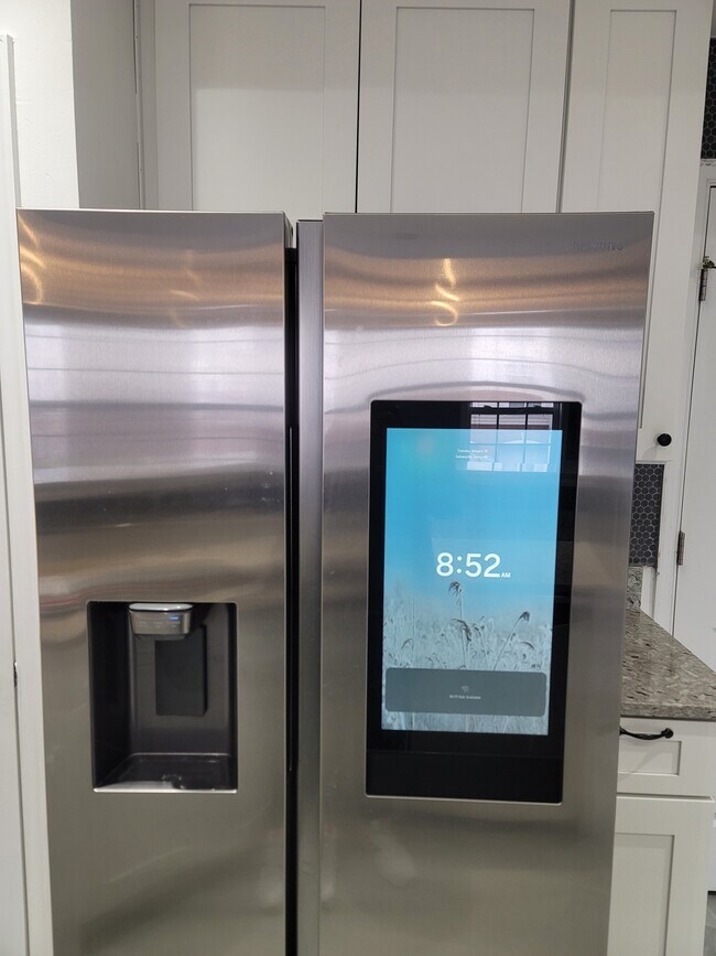 Foto del edificio - 6831 Hampton Bay Ln