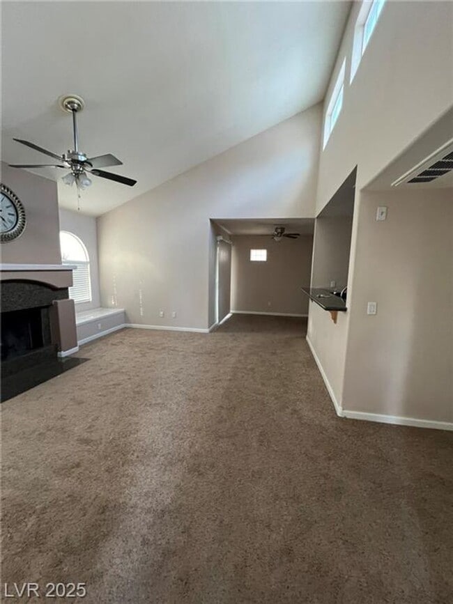 Foto del edificio - 9325 W Desert Inn Rd