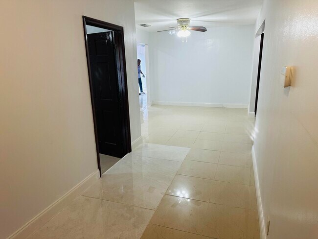 Foto del edificio - 926 C St