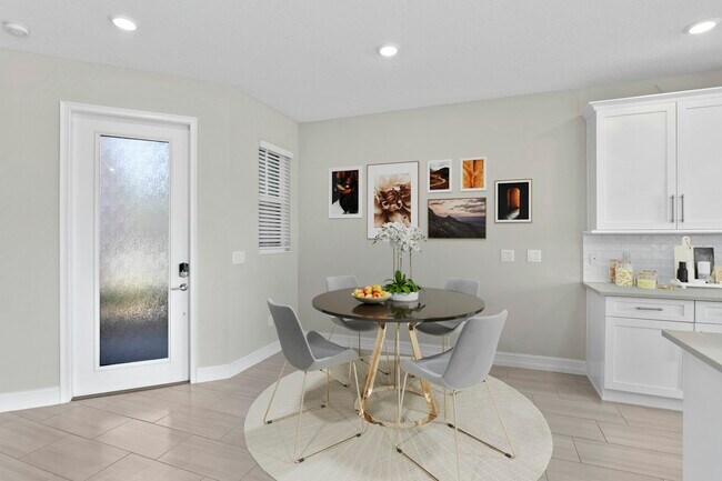 Building Photo - 4880 Isola Ct