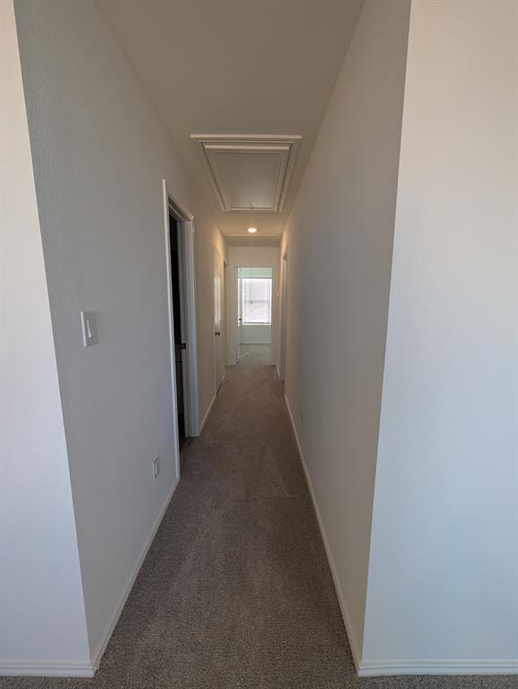 Foto del edificio - 635 Whoopers Lp