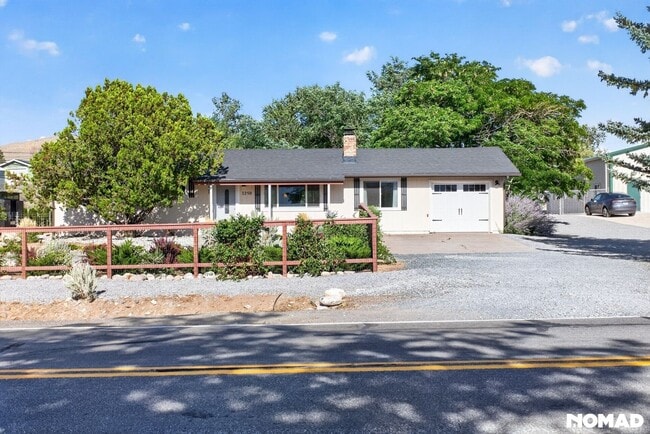 Building Photo - 1250 Eastlake Blvd