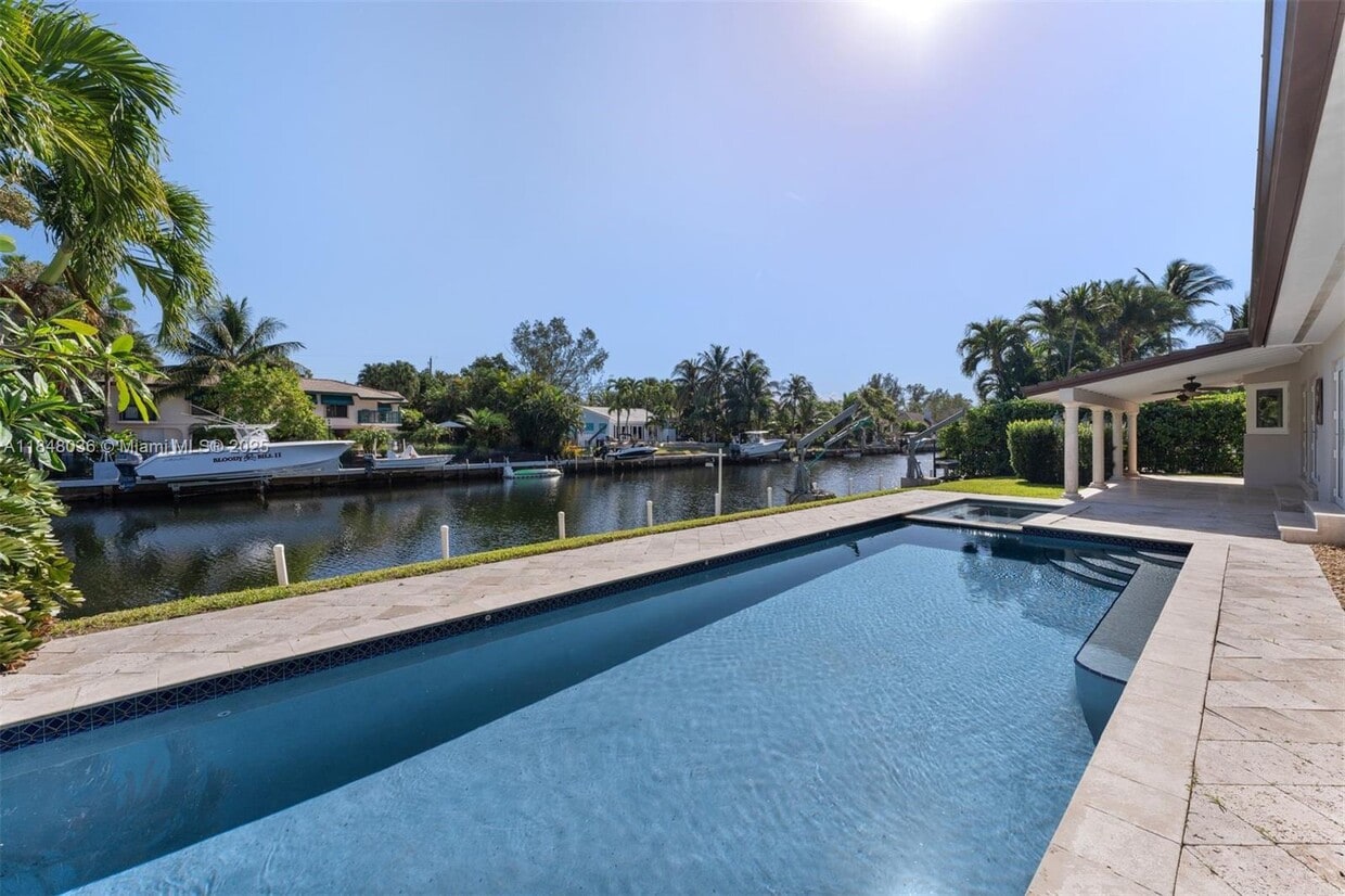 Foto principal - 12511 Ramiro St