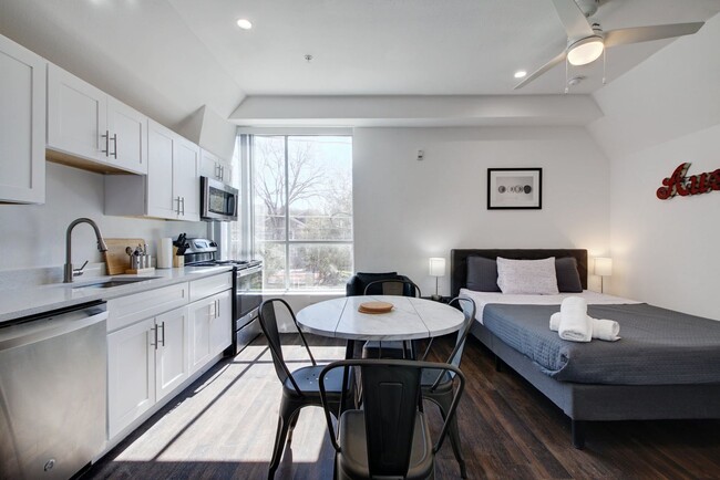 Foto del edificio - West Campus Studio @ Avia Apartments