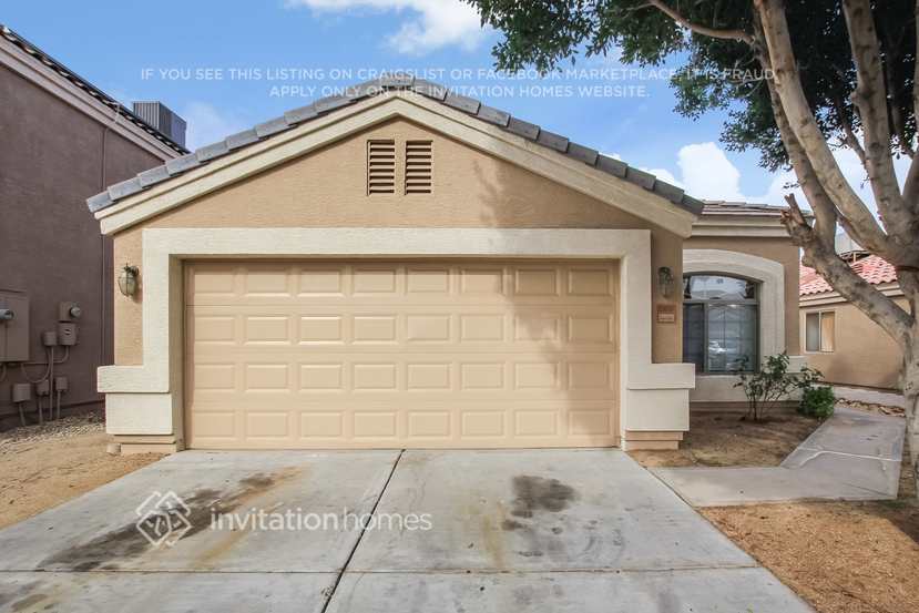 Building Photo - 13054 W Via Camille