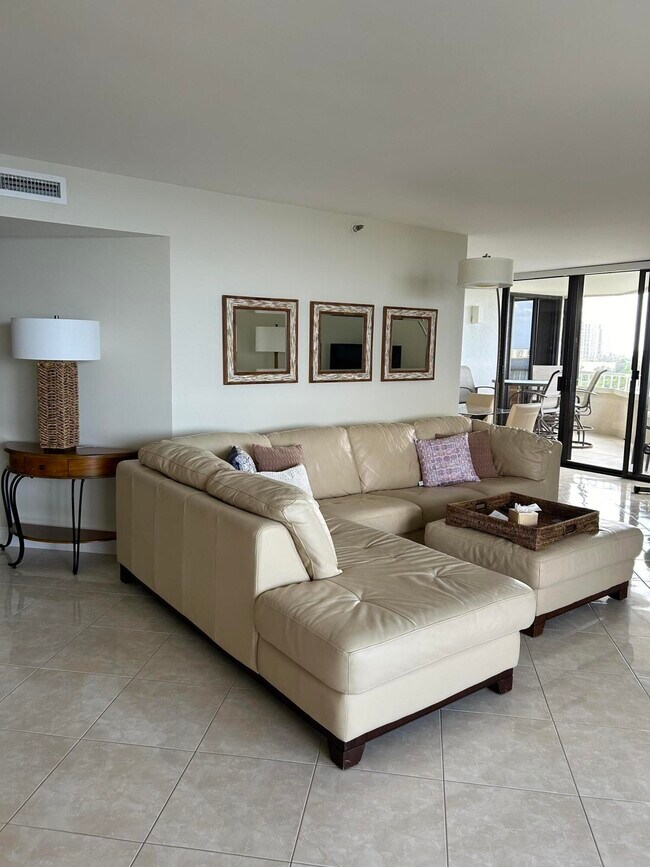 Foto del edificio - 5080 N Ocean Dr