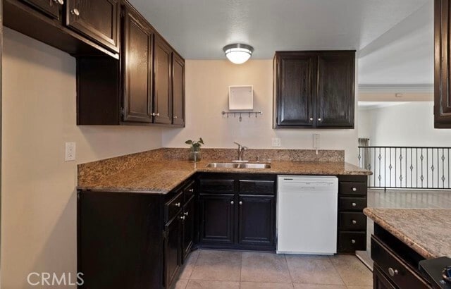 Foto del edificio - 2100 W Palmyra Ave