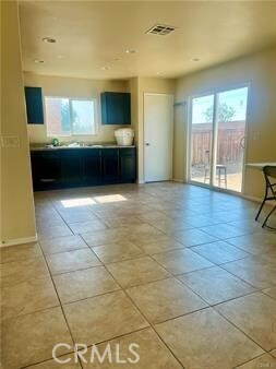 Foto del edificio - 10995 Wilson Ave