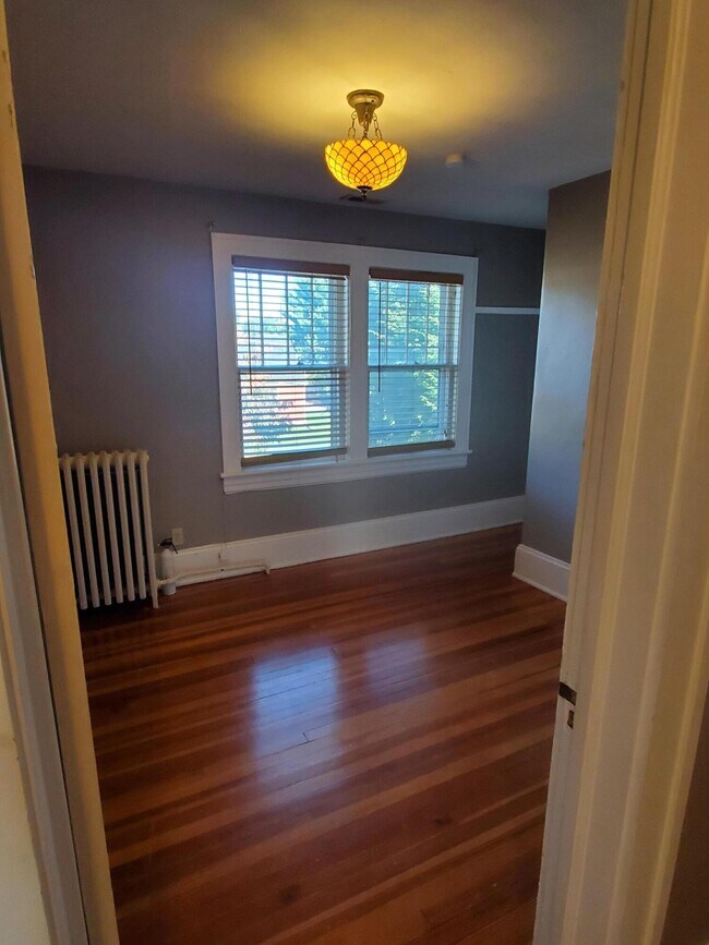 Foto del edificio - 2903 Burton Ave NW