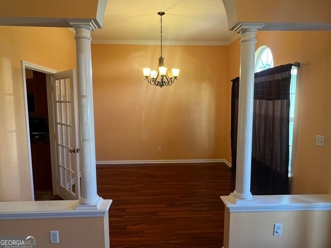 Building Photo - 107 Camellia Ct