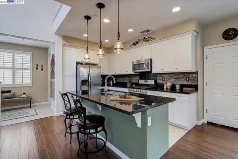 Foto principal - 316 MacArthur Way