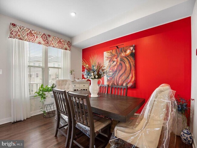 Foto del edificio - 10514 Norbourne Farm Rd