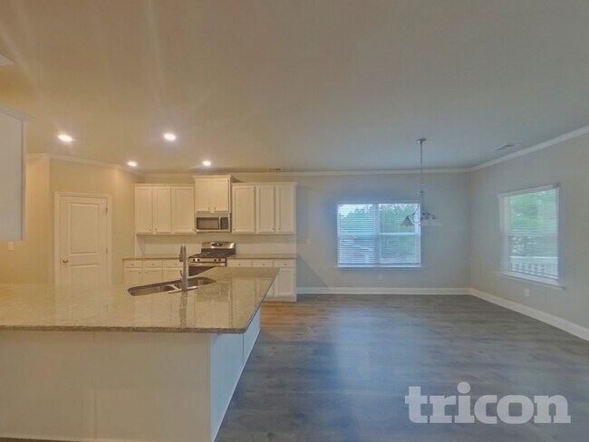 Foto del edificio - 6206 Baltusrol Terrace