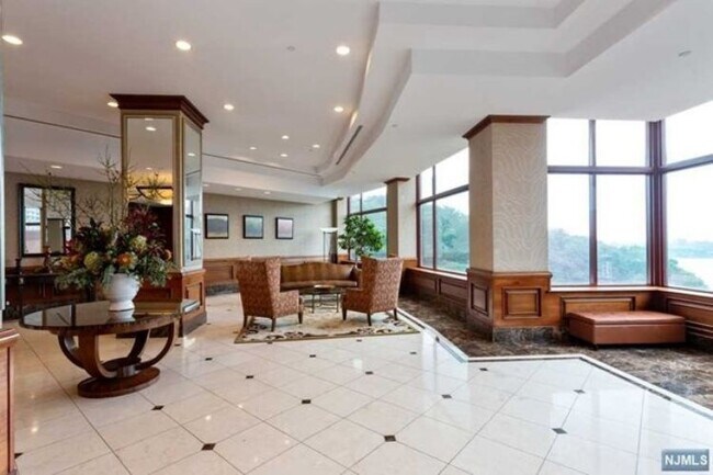 Building Photo - 100 Old Palisade Rd