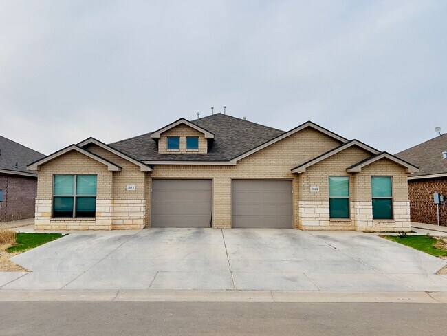 Foto del edificio - Modern 3-Bedroom Duplex in West Lubbock