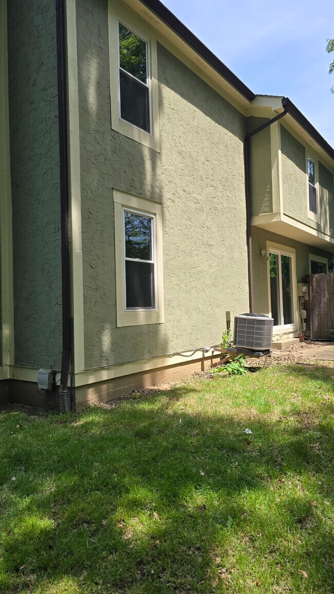 Foto del edificio - 1282 Gatwick Ct