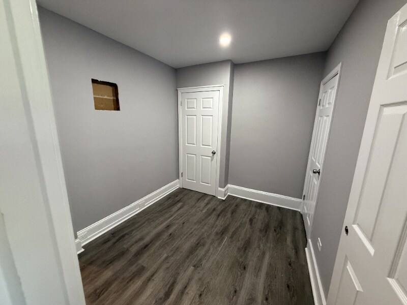 Photo - 642 E Indiana Ave