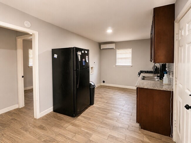 Foto del edificio - 2303 Hadley St