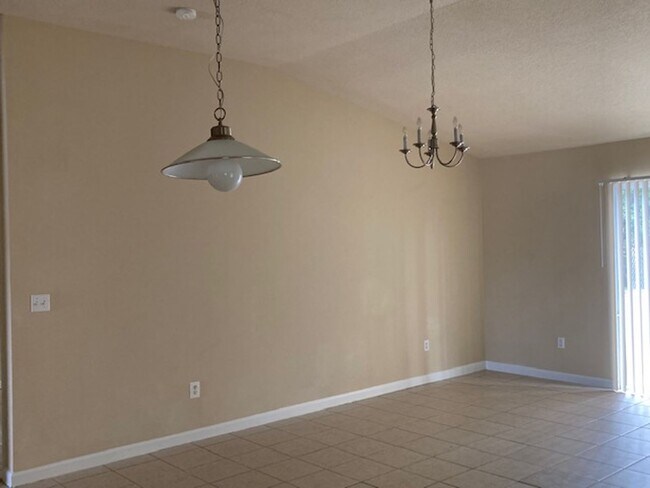 Foto del edificio - 35 Brunswick Ln