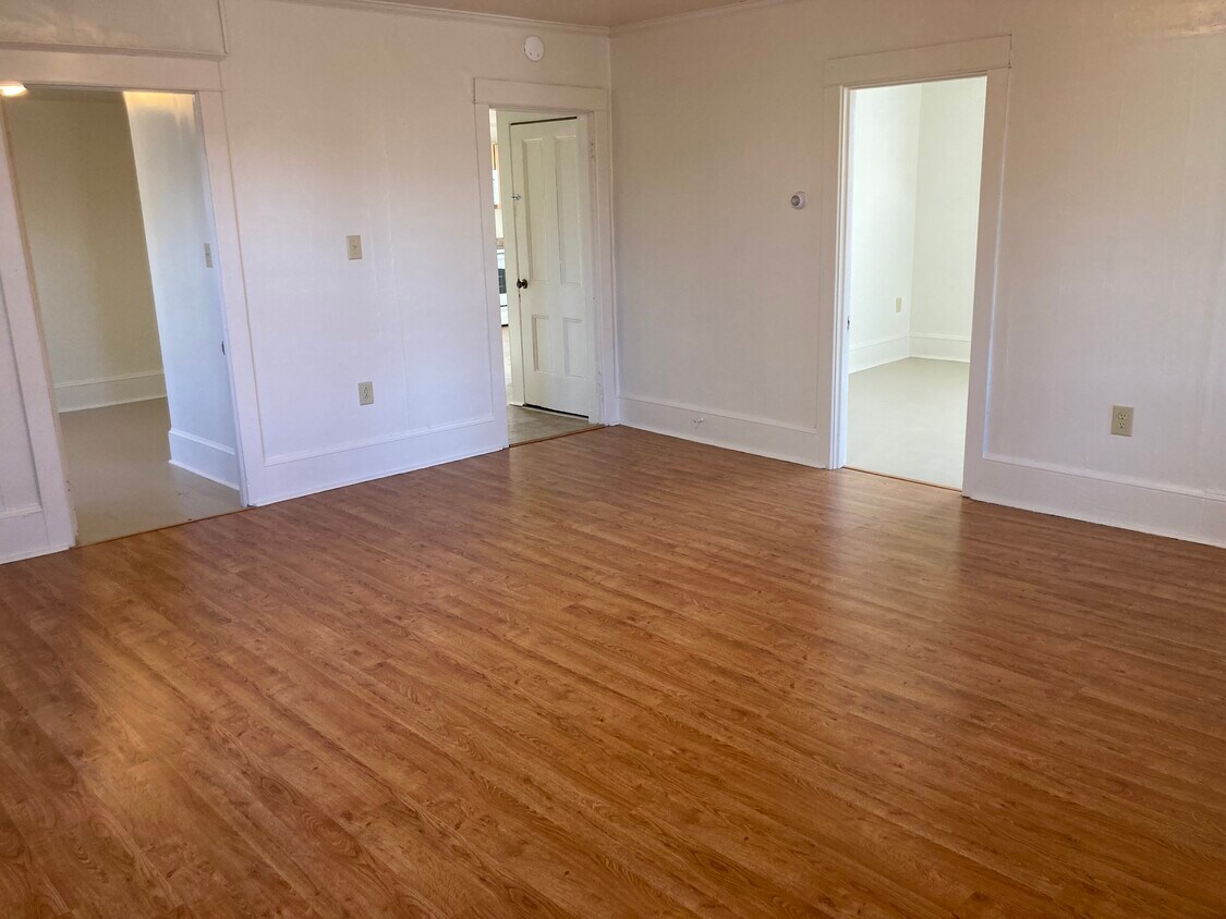 Foto principal - 600 Broad St