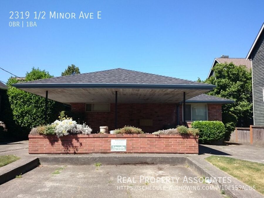 Foto principal - 2319 1/2 Minor Ave E-