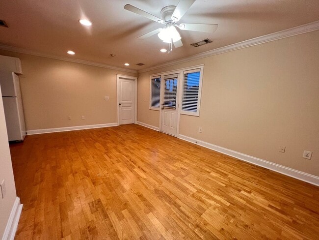 Building Photo - PRE-LEASING FOR AUGUST 10 2026! WOODLANDS OF ATHENS