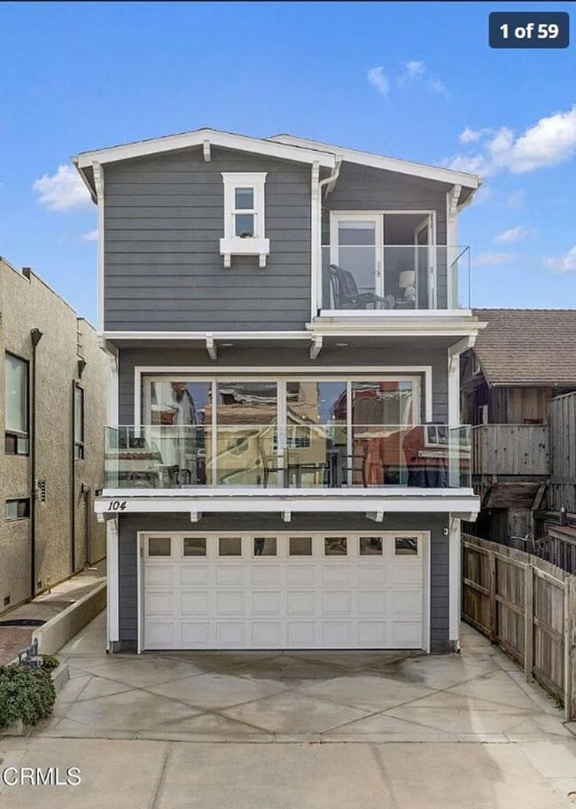 Building Photo - 104 La Brea St