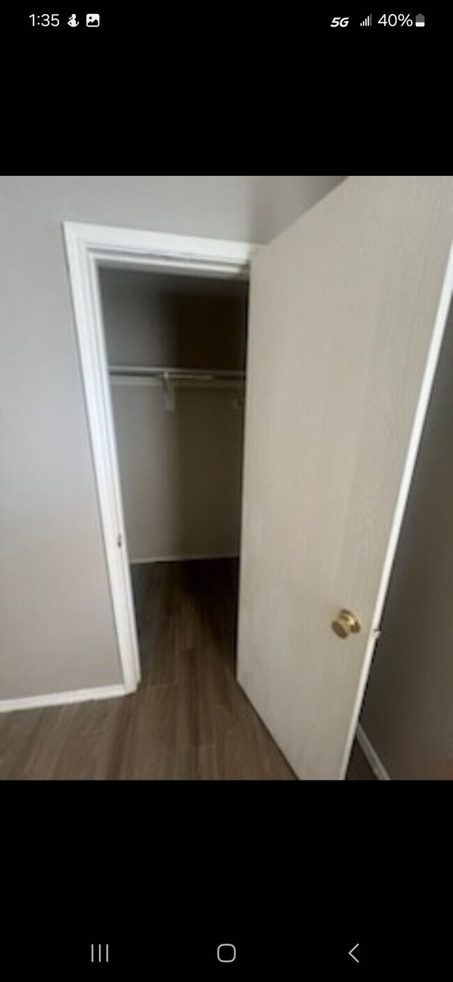 Foto del edificio - 4304 Silverwood Trail
