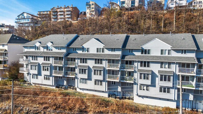 Foto del edificio - 19 Legend Hills Dr