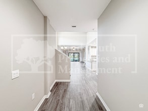 Building Photo - 3389 Cup Dr