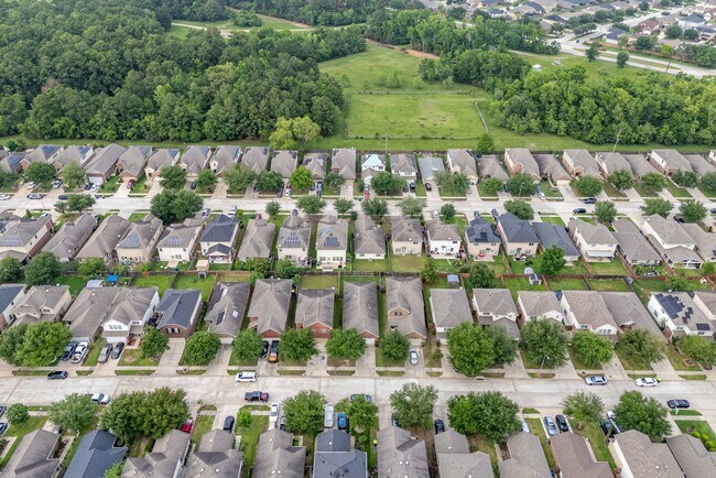 Building Photo - 1702 Bonnyton Ln