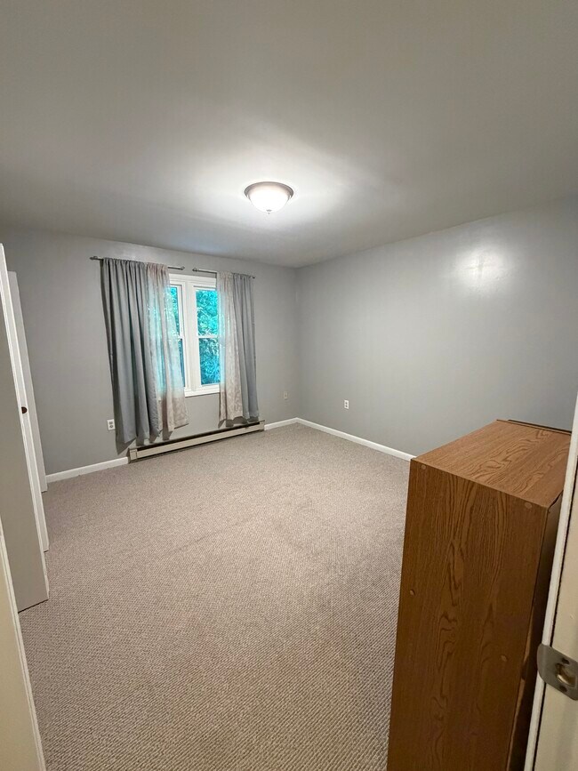 Foto del edificio - 329 Oakwood Ave