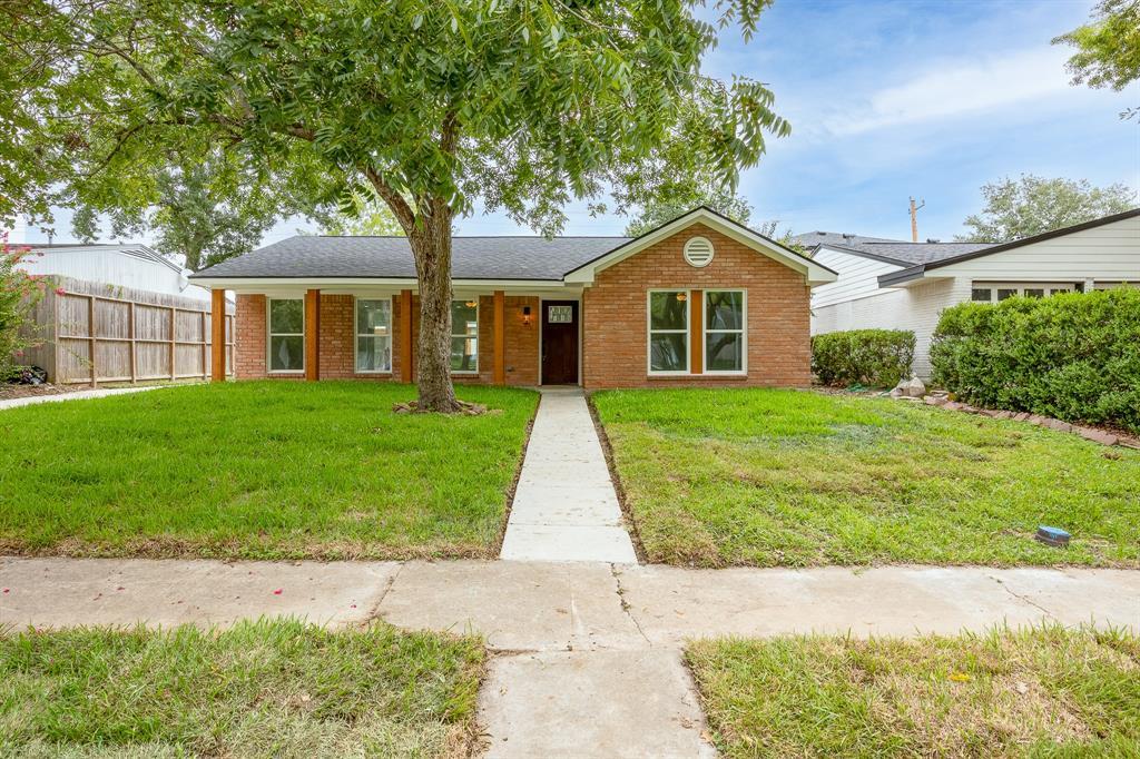 Primary Photo - 5834 Cartagena St