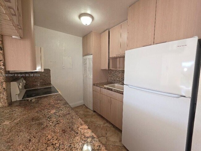 Foto del edificio - 5505 NW 7th St