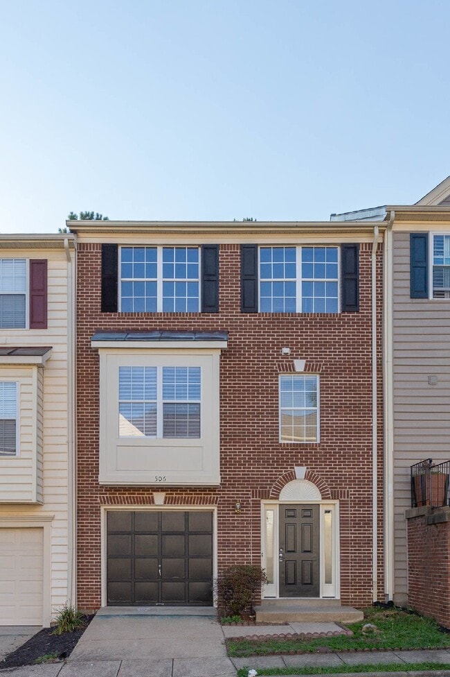 3 BR, 2.5 BA Townhome in North Stafford - 3 BR, 2.5 BA Townhome in North Stafford