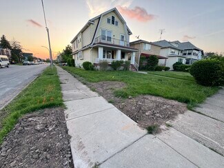 Building Photo - 238 Crestwood Ave