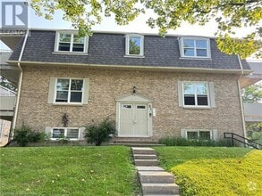 Building Photo - 91 Westmount Rd N