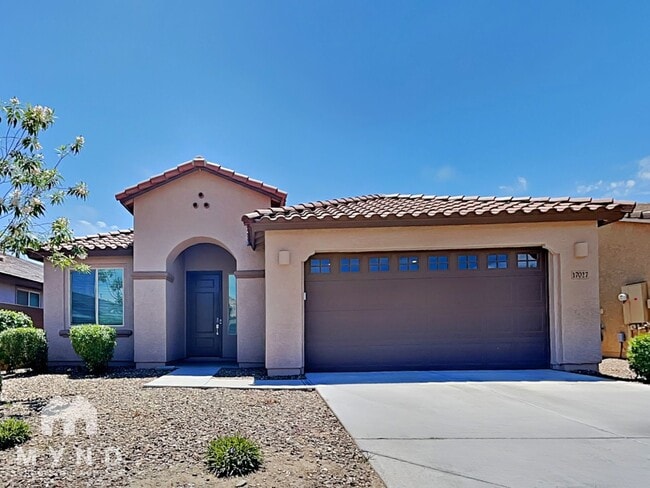 Building Photo - 17027 W Echo Ln