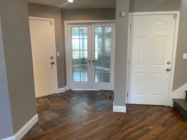Building Photo - Beautiful Home with Stunning Renovations a...