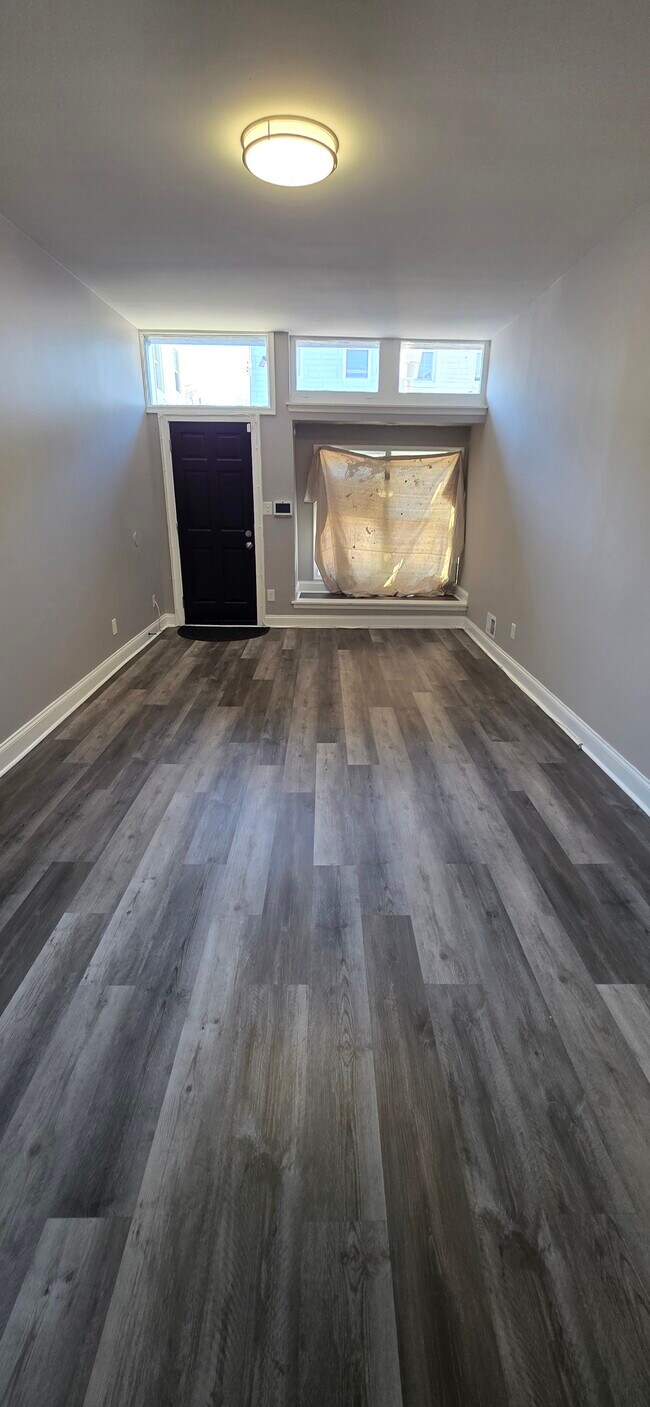 Foto del edificio - 201 N Rose St