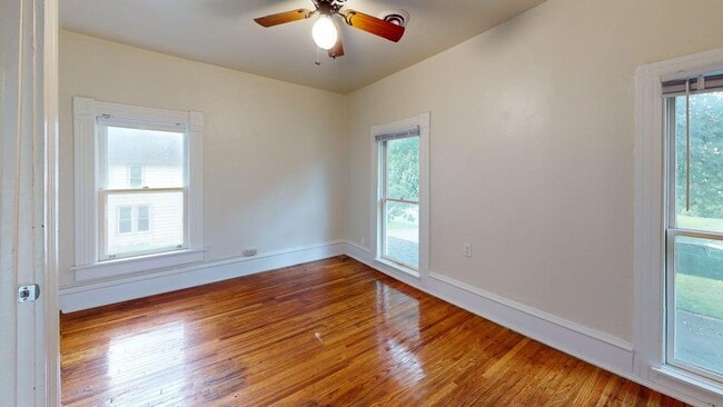 Foto del edificio - 814 Burnett Ave