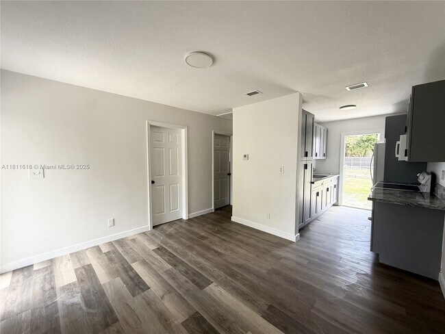 Building Photo - 26633 SW 138th Ct