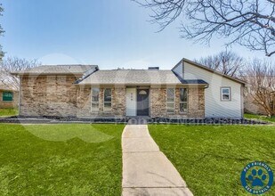Building Photo - 608 High Meadow Dr