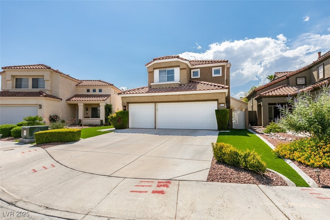 Foto principal - 1425 Goldenspur Ln