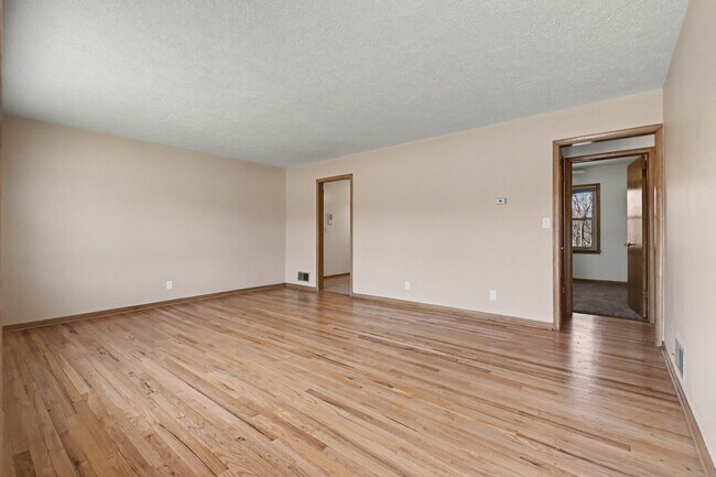 Foto del edificio - 2406 S 46th St