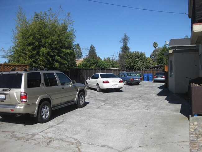 Foto del edificio - 2469 Olive Ave