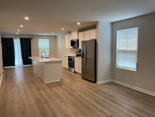 Foto del edificio - 8103 Sterling Oaks Dr