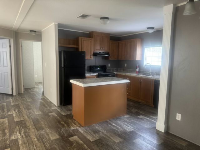 Foto del edificio - 9402 Paradise Dr